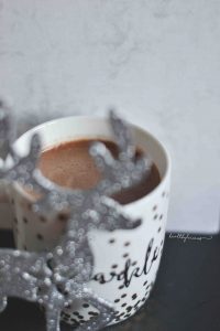 Коледно топло какао